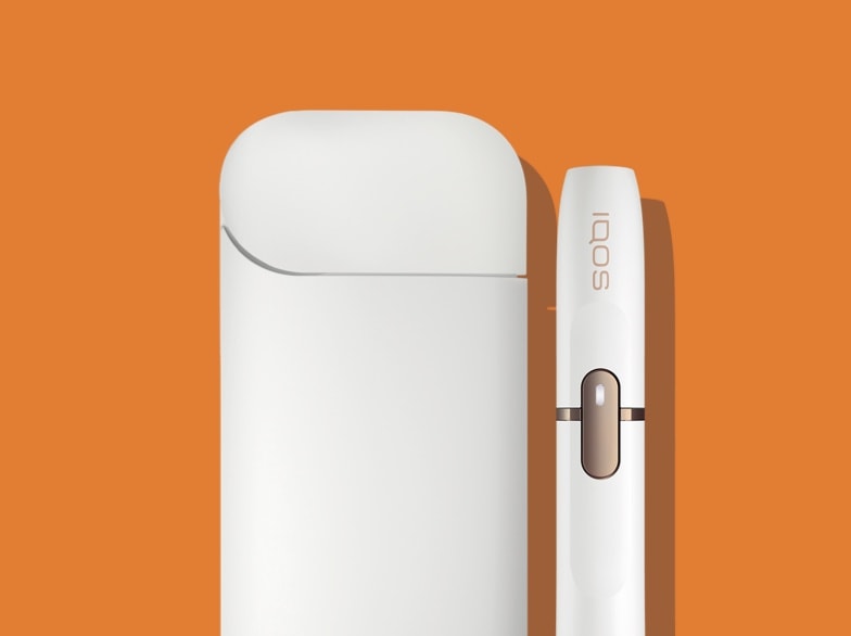 IQOS 2.4 PLUS charger and holder